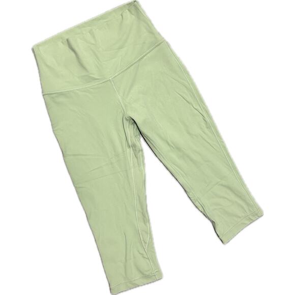 Lululemon Creamy Mint Align High Rise Below Knee Crop Leggings Women’s Size 6 - Picture 5 of 7